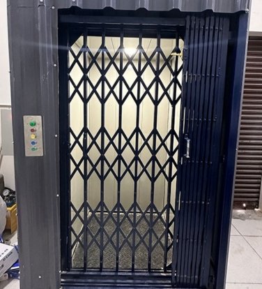 Hydraulic Goods Lift